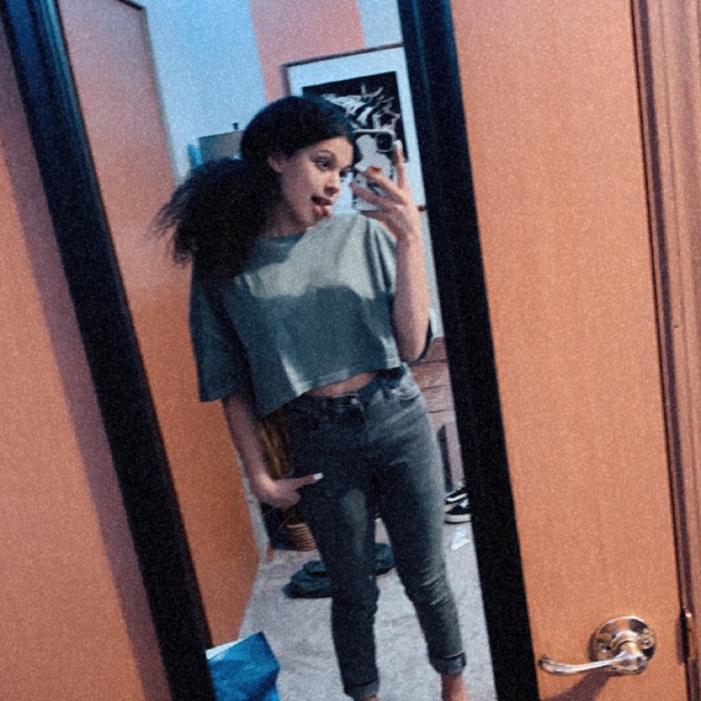 Meet your Posher, Jada